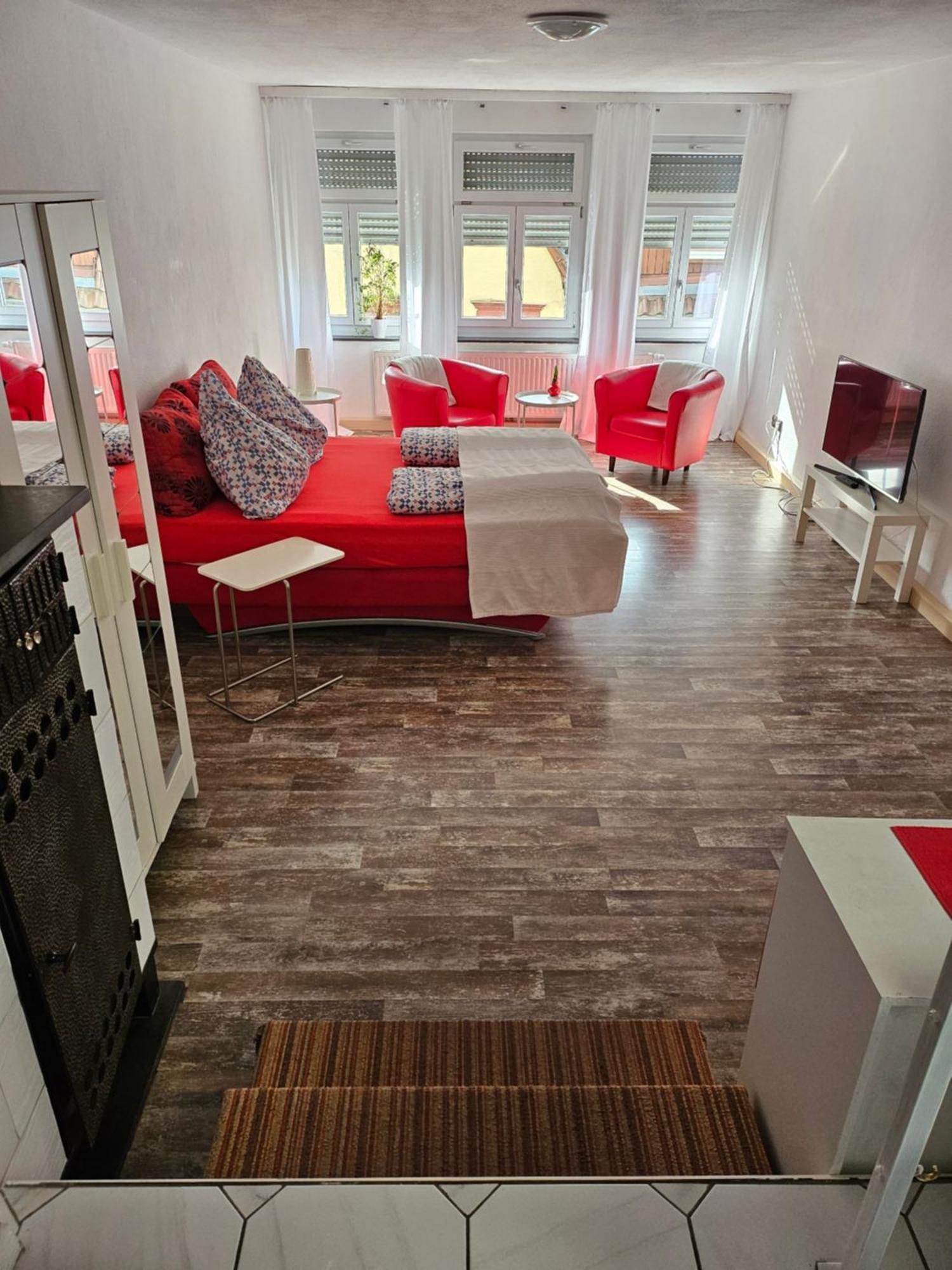 Apartment Megi *